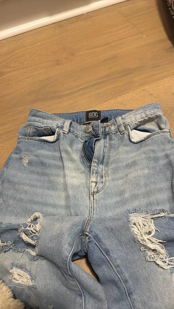 Urban Outfitters - Image 4