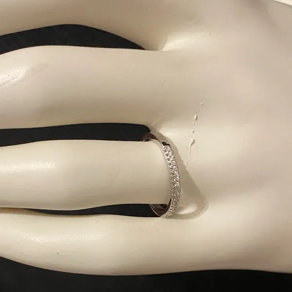 Elegant .925 Sterling Silver Crystal Band Size 7 - Image 2
