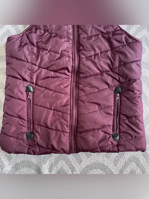 INDIGO SAINTS Women’s Plum Purple Puffer Vest Small - Image 3