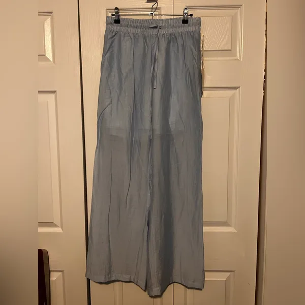 Love Note Light Blue Straight Leg pants and button down top - Image 3