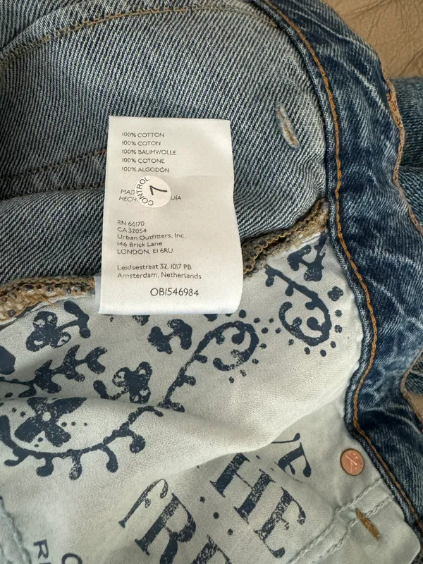 Free People NWOT Curvy Siren Low Rise Straight Jeans in Vixen - Image 9