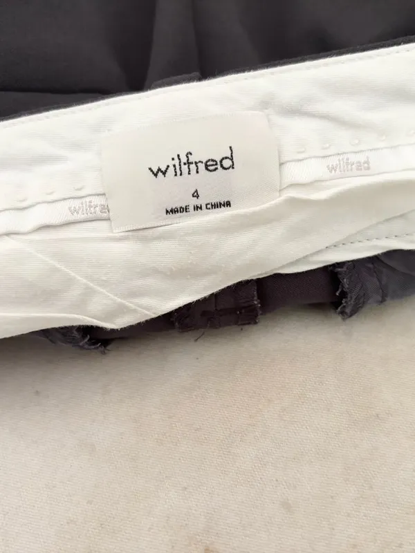 Aritzia Wilfred the Effortless Pant Crepette in Elegant Charcoal - Image 3