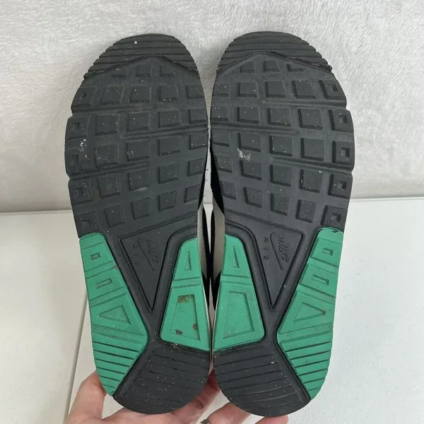 Nike 8.5 Nike Air Sneakers Max Correlate Throwback Style Running Shoe 511417-136 - Image 10
