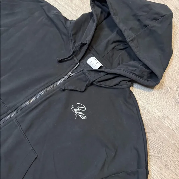 •PUMA• CROPPED ZIP UP HOODIE - Image 4