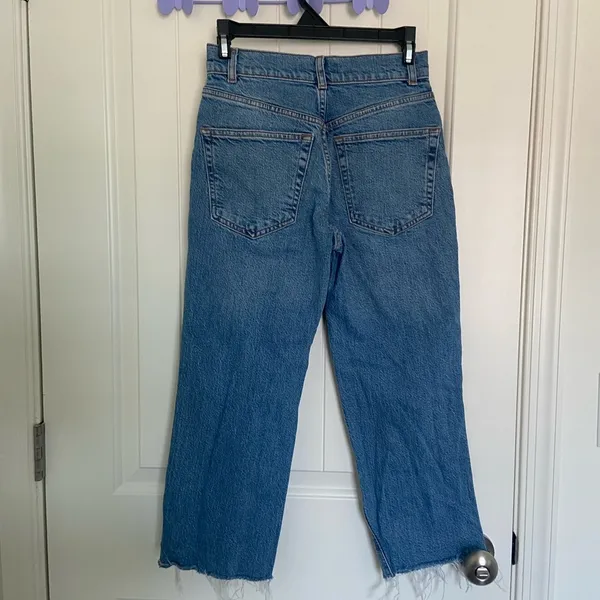 EUC | ASOS Design women’s distressed‎ hem jeans — size 26 - Image 5