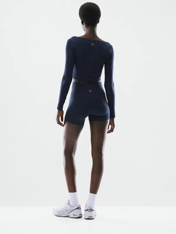 NWT Aritzia Golden BUTTER Focal Wrap Long sleeve Admiral L - Image 5