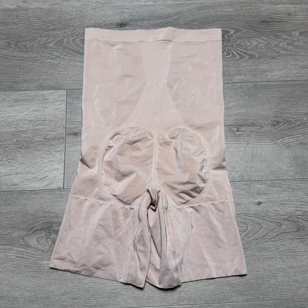 Spanx OnCore High Waisted Mid Thigh Short Beige SS1915 Large L Bottom Shapewear - Image 2