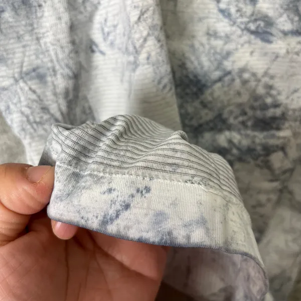 Lululemon Swiftly Tech Racerback 2.0 Multi Dye
Multi Dye White Grey Black Size 4 - Image 3