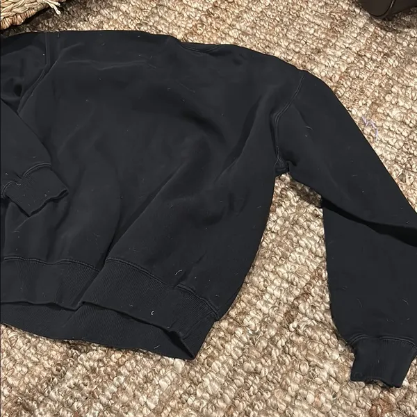 Brandy Melville New York SoHo Crew in Black Size Small - Image 8