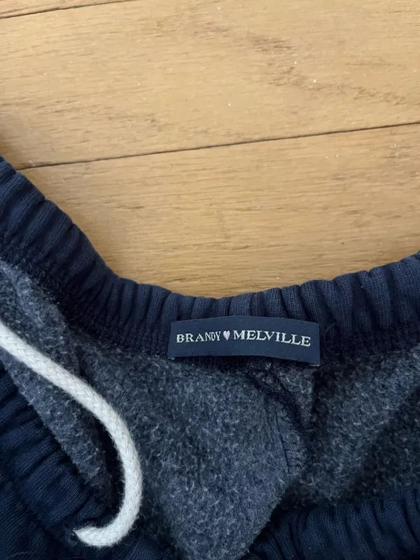 Brandy Melville Sweatpants - Image 3