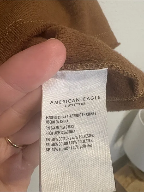 American Eagle Outfitters Cropped Brown Turtleneck Sweatshirt - Image 3