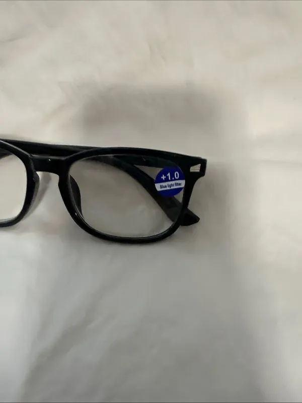 Ladies Blue Light Glasses + 1.0 magnification- Black NWT - Image 3
