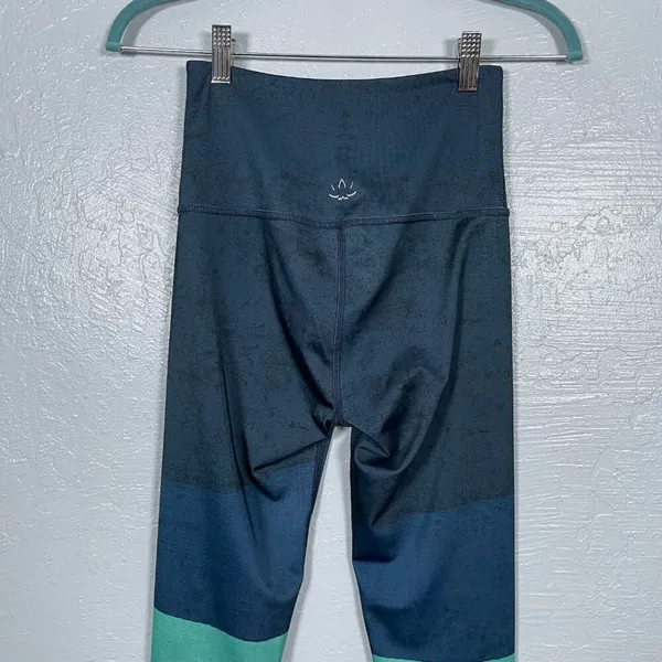 Beyond Yoga Women S Color Block Leggings Engineered Lux High Waisted 7/8 Yoga - Image 6