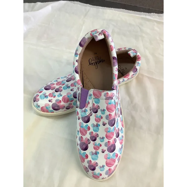 Minnie‎ Mouse Slides Size 10.5 - Image 3