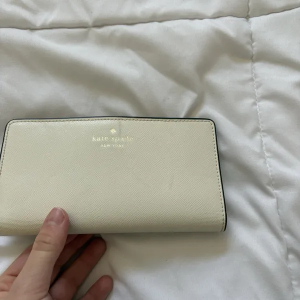 KATE SPADE Leather Slim Bifold Wallet White‎ Cream Quiet Luxury Designer READ - Image 2