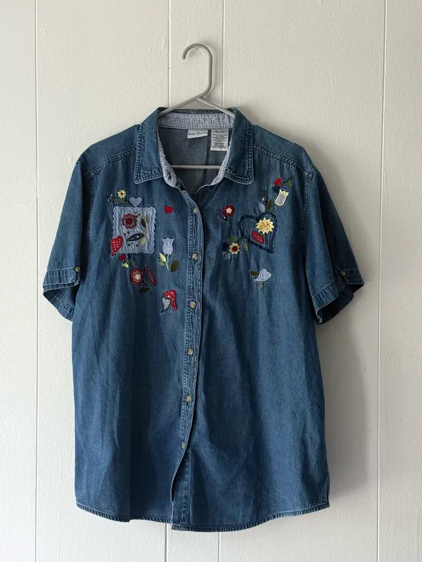 Vintage Bobbie Brooks Embroidered Button Down Denim Shirt Floral XL - Image 2