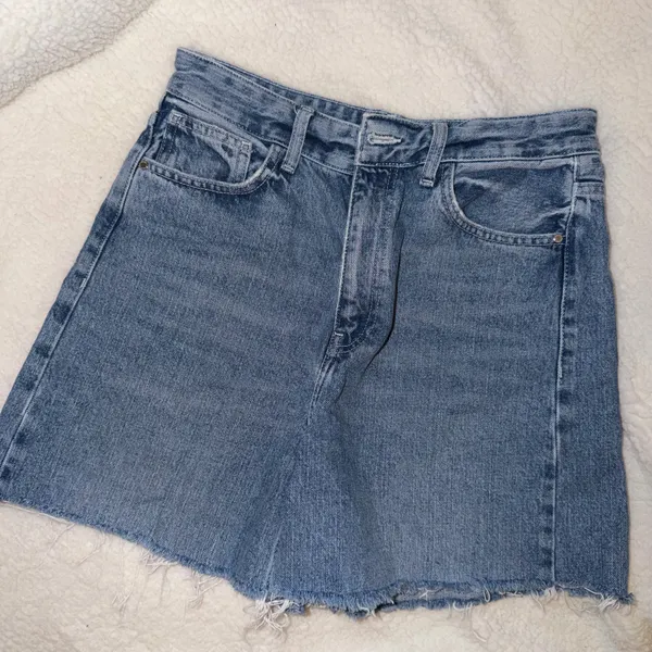 ZARA Jean Shorts - Image 4