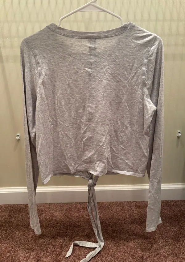 Lululemon Pilates tee - Image 4