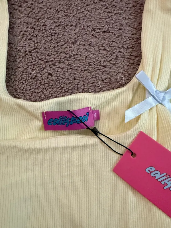 Edikted Top Yellow Tank with bows - Image 3