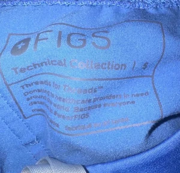 Figs ceil blue scrub set - Image 5