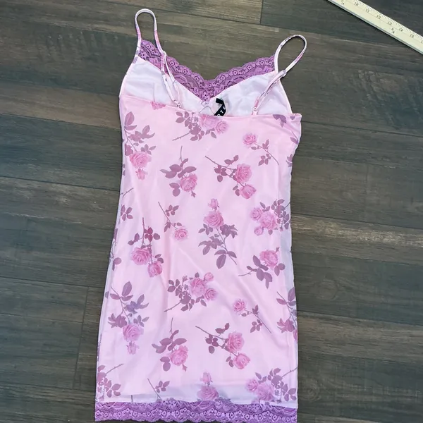 Motel Rocks Mini Dress Pink Floral Mesh Lace Trim Side Slit S - Image 3