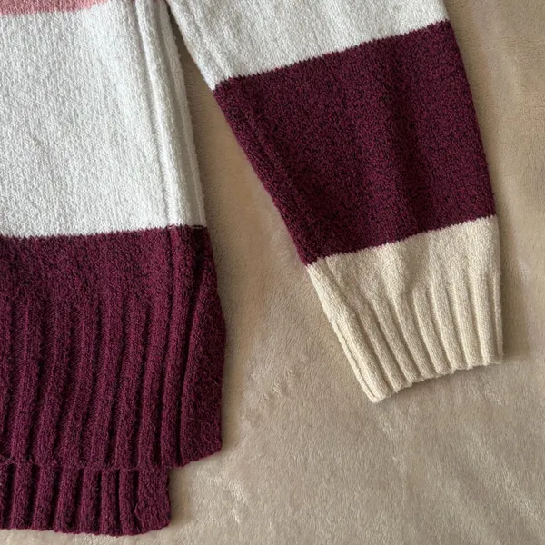 Women’s Striped Crewneck Sweater - Pink Colorblock Pullover Sweater - Image 4