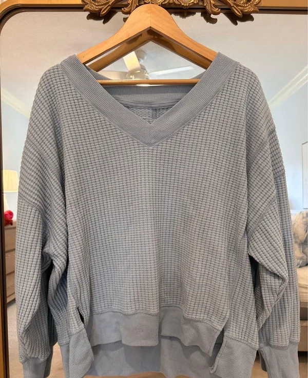 American Eagle Big Hug Waffle Sweatshirt - Image 3