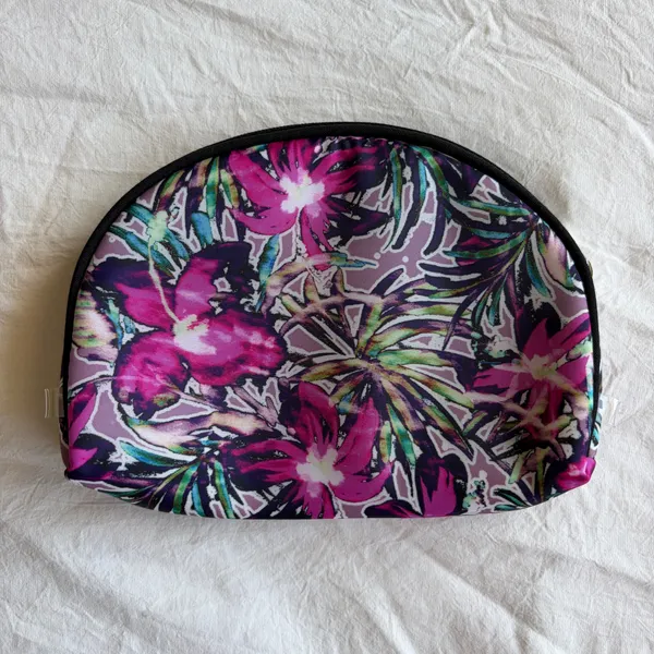 Nicole miller purple floral makeup pouch - Image 2