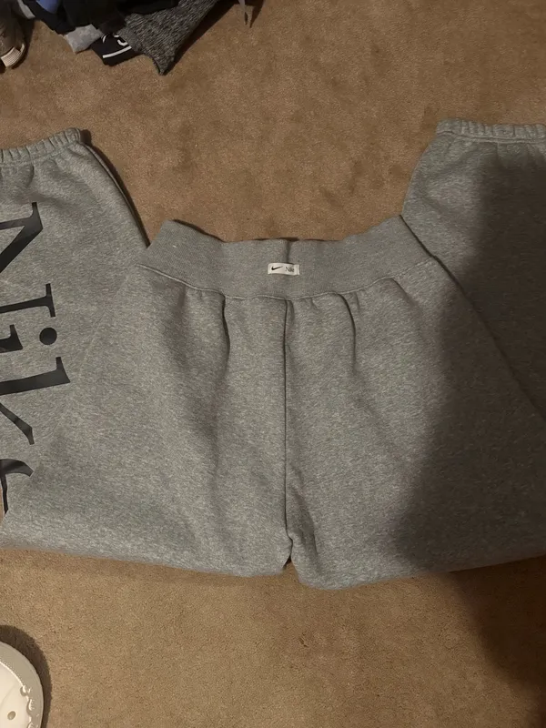 Nike Sweatpants - Image 2