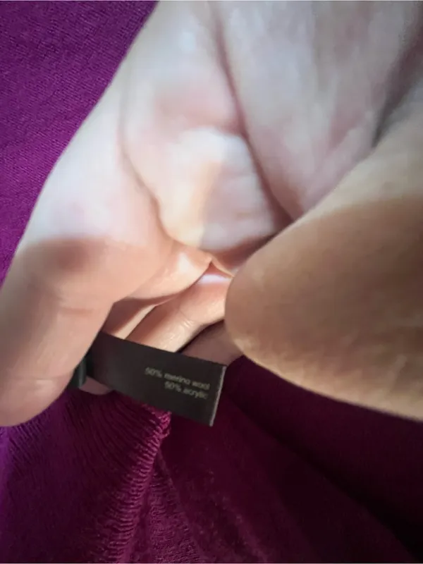 The Limited Women's V-Neck Sweater in Plum Merino Wool - Image 2