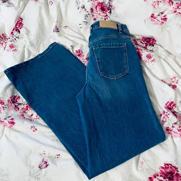 PINK - Victoria's Secret NWT High Rise Jeans - Image 2