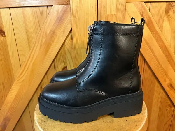 Arizona Jean Co Womens Xander Block Heel Motorcycle Boots Size 8M NWT - Image 3