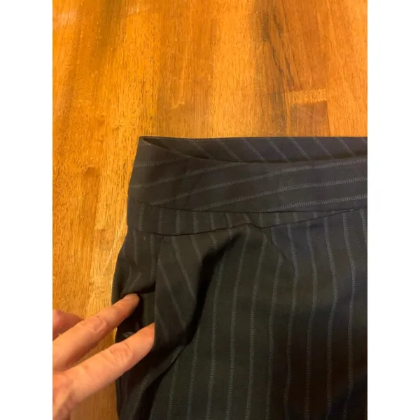 Worthington NWT Slacks 12 Petite Navy Pinstripe Modern Fit - Image 6