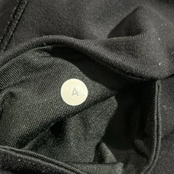Lululemon Wunder Under Crop Compressive Leggings size 4 - Image 5