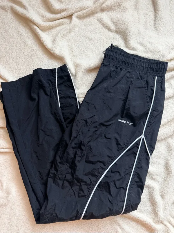White fox black unphased track pants large - Image 2