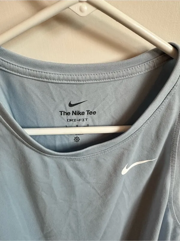 Nike Women’s Light Blue Athletic Dri-FIT Tank Top - Image 2