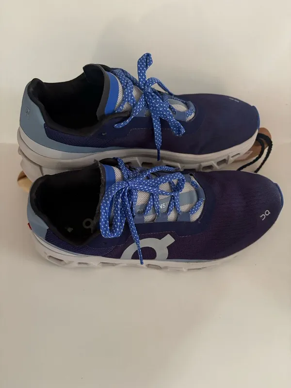 On Cloud Cloudmonster Running Shoes Navy Blue Light Blue Size 7.5 - Image 2