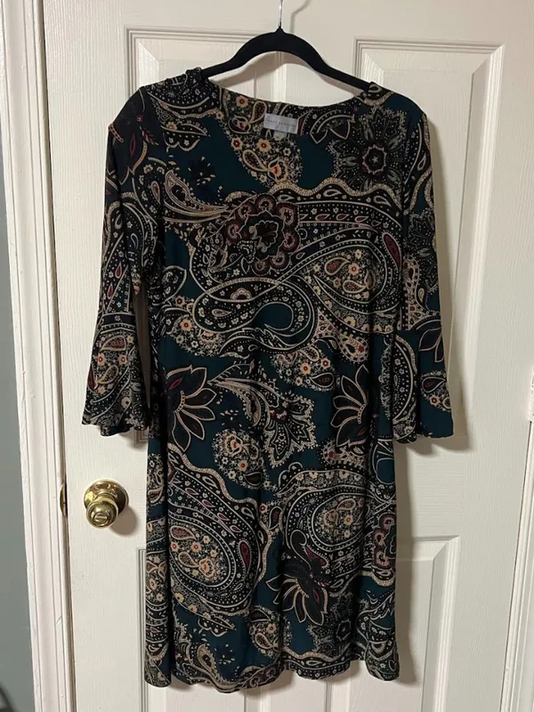 Autumn Marc New York Green Paisley Bell Sleeve Dress Size 8 - Image 3