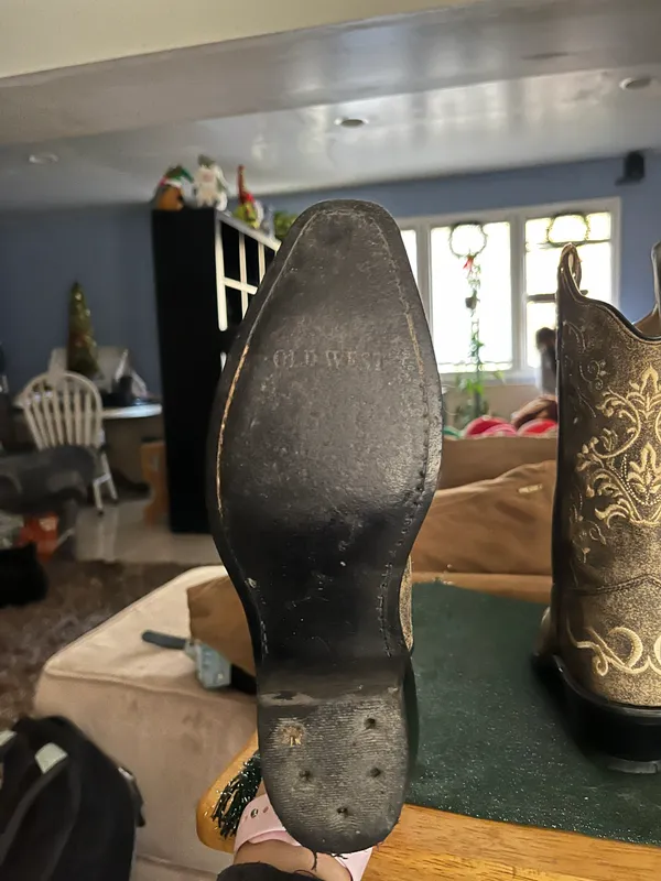 Old West Cowgirl Boots - Image 8