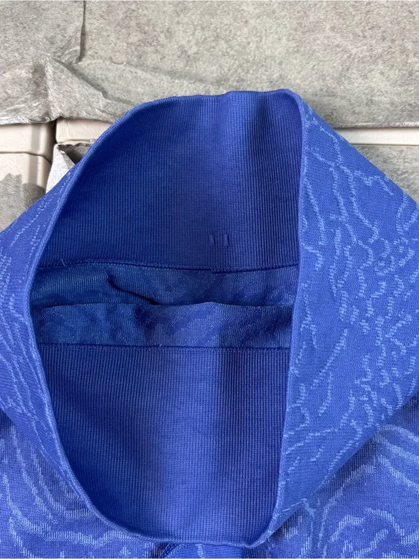 Gymshark Women’s Shorts Blue 8” Inseam Size Small High Waist - Image 3