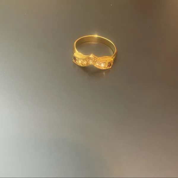 Faux Gold Colored Chevron Arrow Ring - Image 2