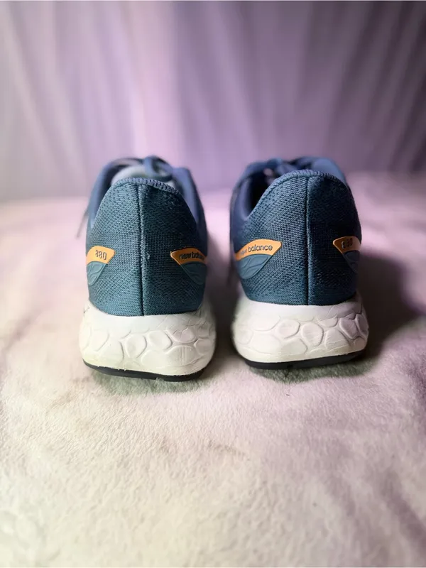 New Balance Women's Blue Knit Fresh Foam Sneakers with Peach Accents - Image 8