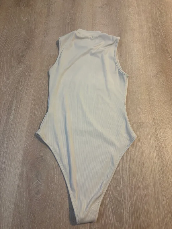Tan Sleeveless Mock Neck Body Suit White Size L - Image 2