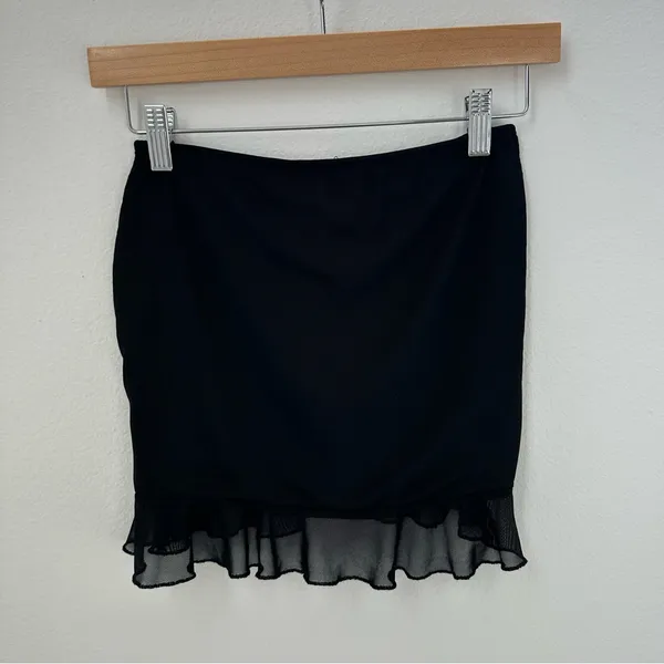 Edikted Black Ruffle Mini Skirt Y2K Sheer Hem - Image 5