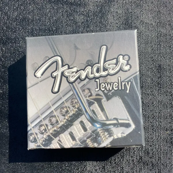 💎🩶 Vintage 1990s 90s NWT Fender Stainless Steel Silver Tone Metal Big 7 / F Pendant Chain and Necklace $19.99 🩶💎 - Image 12