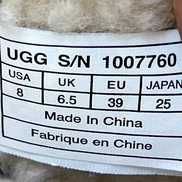 UGG Simmens Black Leather Shearling Lined Winter Boots 1007760 Womens 8 - Image 2