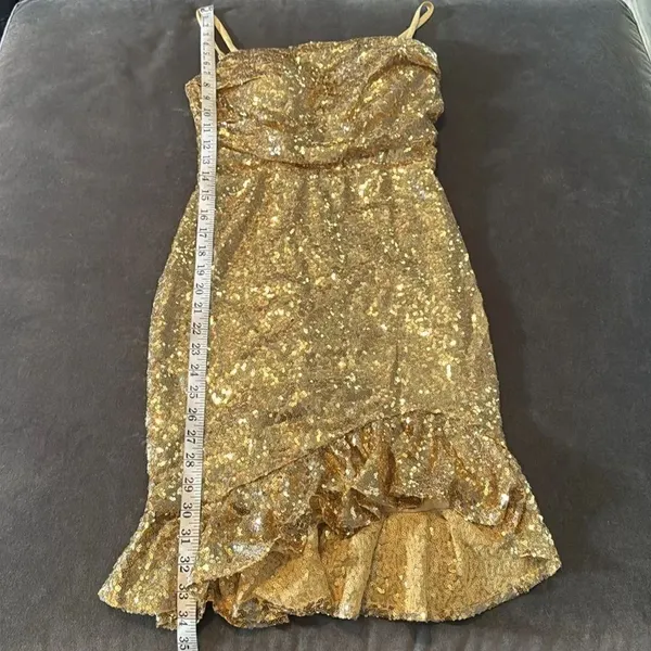 Women’s Gold Sequined Short Homecoming Dress Ruffle Hem Corset Back Size 4 NWOT - Image 8