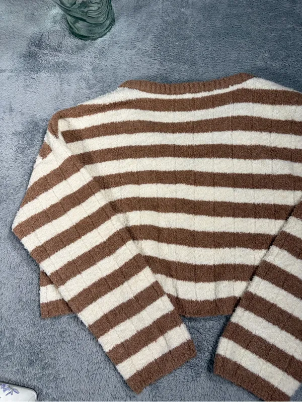 Altar'd State Cozy Striped V-Neck Cropped Sweater - Cream & Brown medium - Image 9