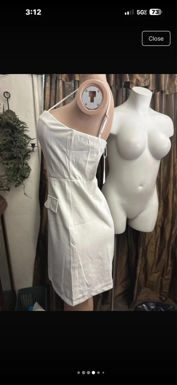 New beautiful zise medium white dress - Image 3
