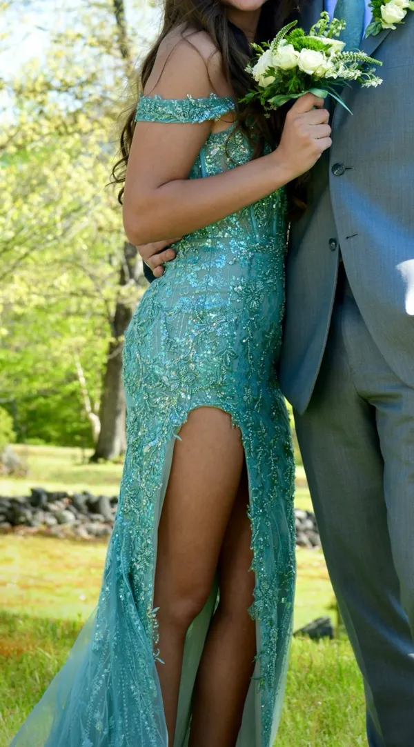 Portia and Scarlett Prom Dress - Image 5